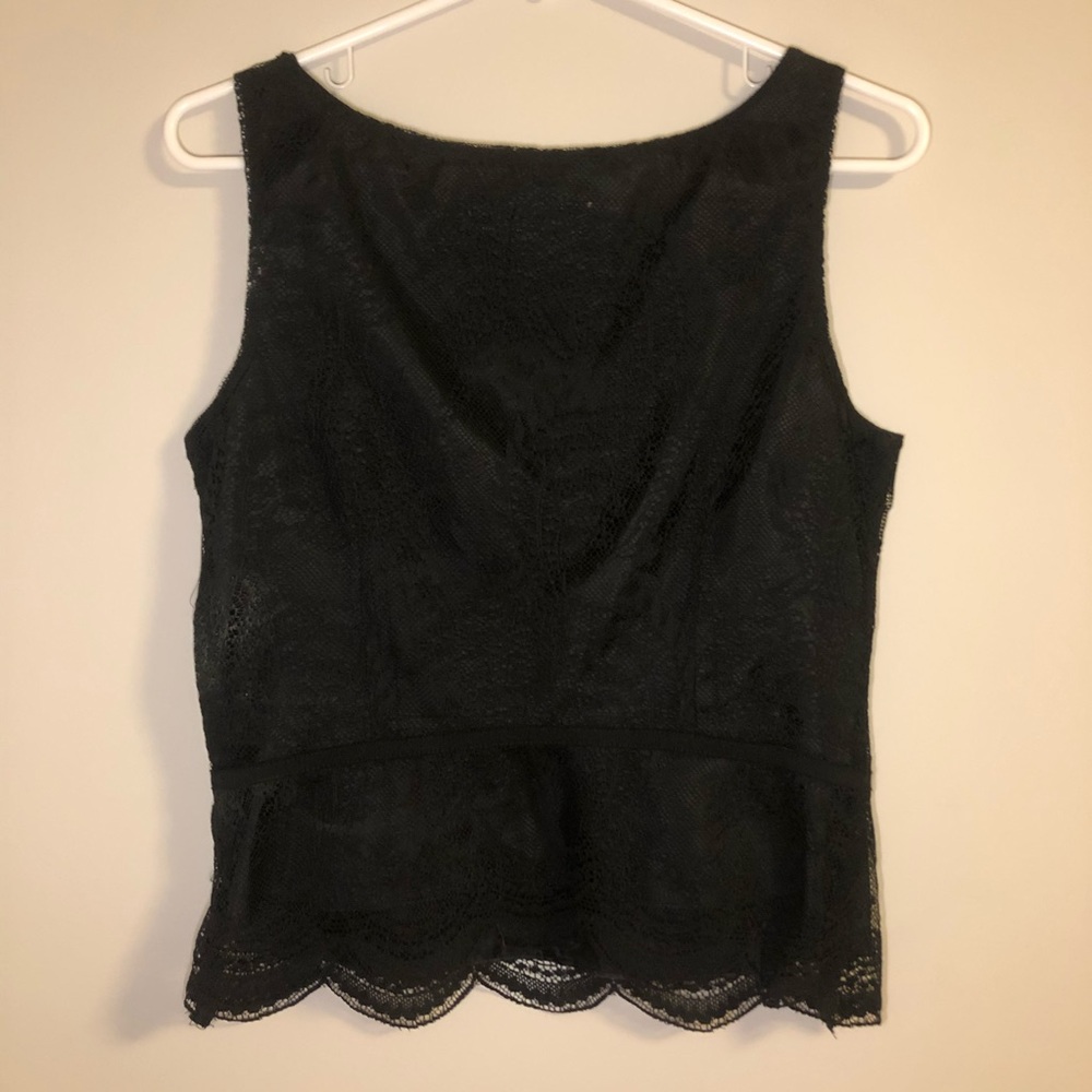 BLACK LACE CROP TOP - Picture 2 of 2